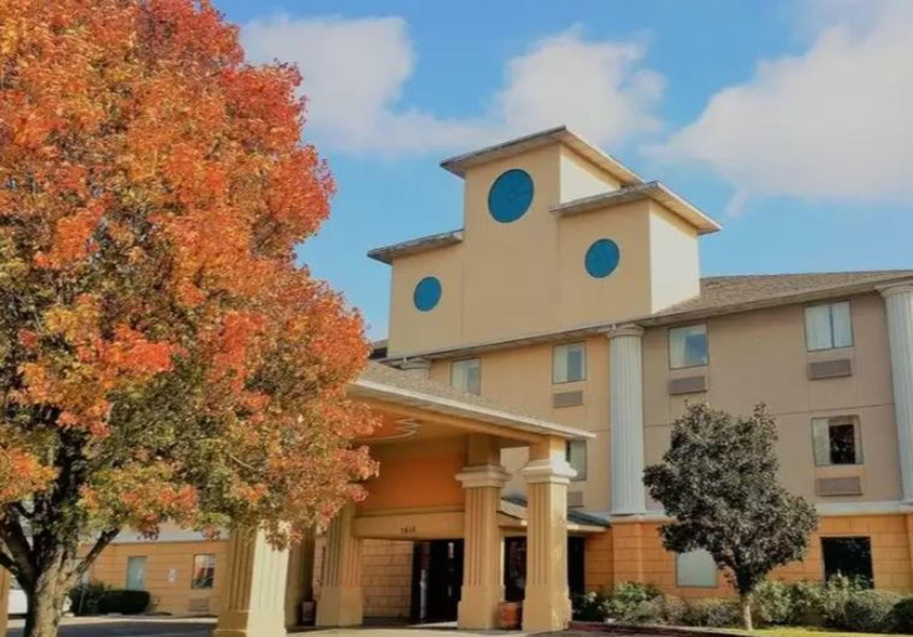Super 8 By Wyndham Temple I-35 Otel Dış mekan fotoğraf